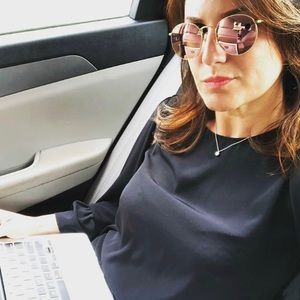 Meet your Posher, Valentina